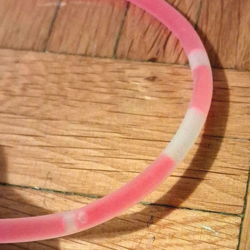 Plastic bracelet pink like new