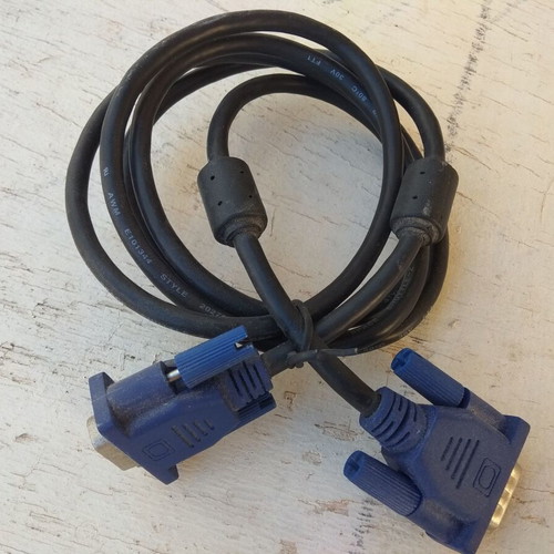 RS232 9 pin male to RS232 9 pin male cable like new, 1.00m