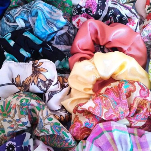 Scrunchies new, stock lot of 1500 pieces