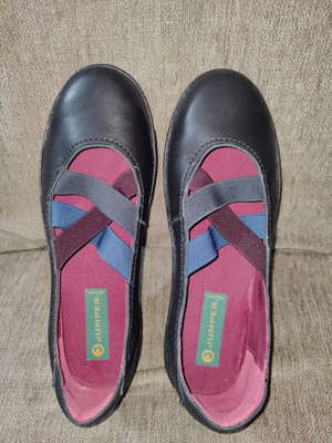 Women's leather casual Jumper shoes like new, black, size 40