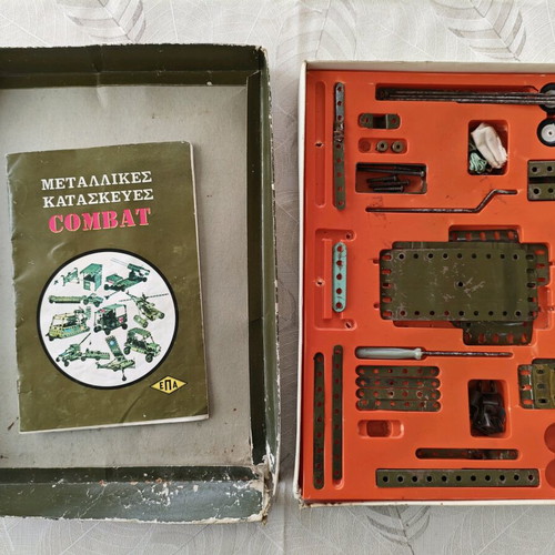 Combat metal construction set used, E.P.A.