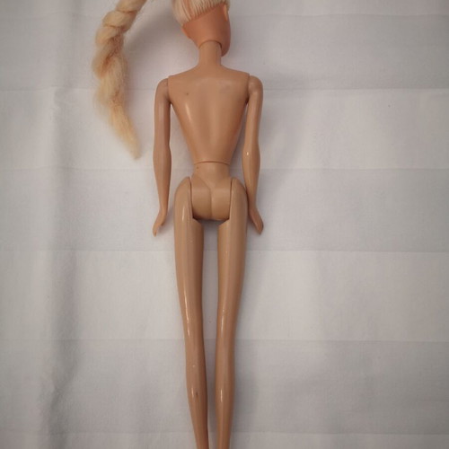 Barbie and 2 kids used, pack