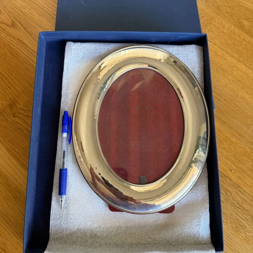 Valentini & Co Oval Silver Frame New in Box with Wood Back