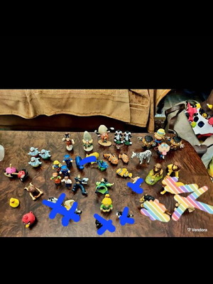 Children's figures used, pack of 33, plastic, Warner, Disney