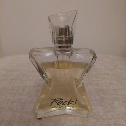 Shakira Eau de Toilette 80ml like new, 60 ml in bottle