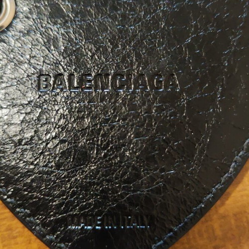 Balenciaga heart-shaped mirror like new, genuine