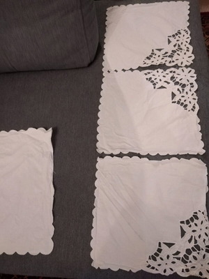 Embroidery used, set of 5 small tablecloths