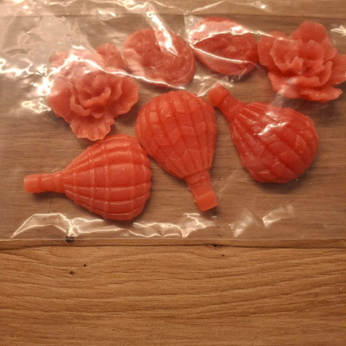 Wax melts new, pack of 10, amber vanilla
