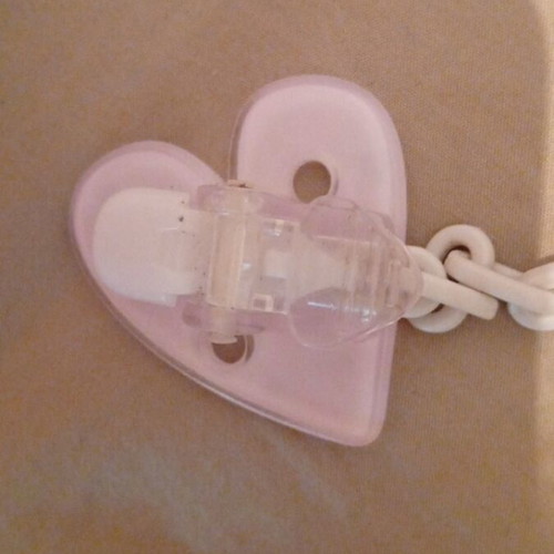 Nuk pacifier chain pink heart like new with hearts
