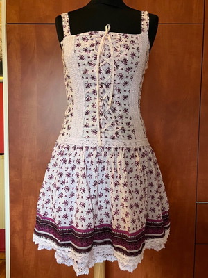 Dress with straps like new, white with flowers, size S