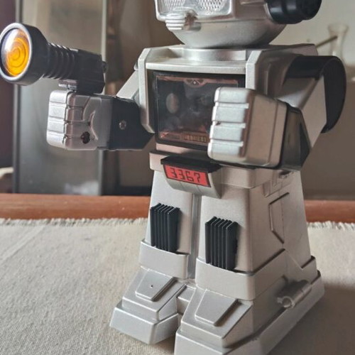 Vintage Dickie Toys Botoy Robot from 1980s like new, battery operated