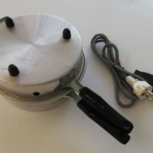 Small electric grill used, aluminum, tabletop
