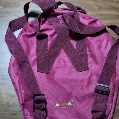 ArGOODaki Goody's Burgundy Backpack like new, collectible