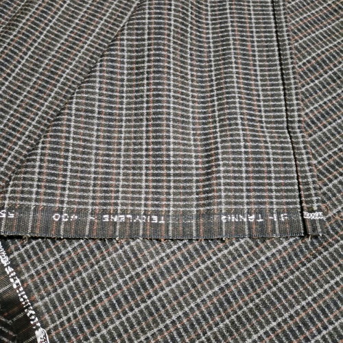 Large checkered fabric new, size approx. 154cm x 280cm