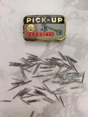 Pick up SPEZIAL gramophone needles like new, 89 pieces, 1930s