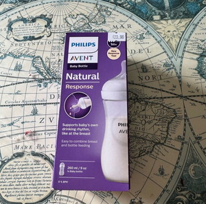 Bottle for feeding Philips avent Natural Response 1m+
