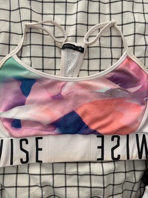 BodyTalk sports bra like new, multicolor size M