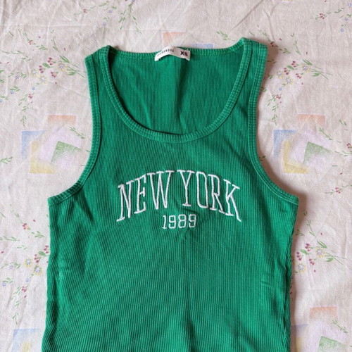Terranova Crop Top XS Green Like New