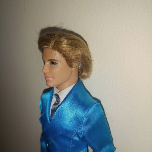 Ken Prince Liam doll Barbie The Princess and the Popstar Mattel 2011