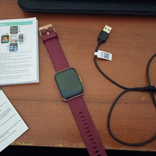 Dakofied Smart Watch D1 like new