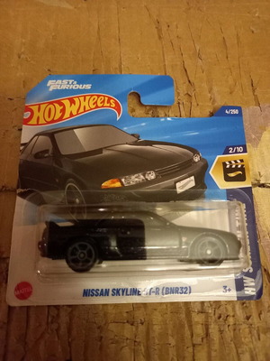 Hot Wheels Nissan Skyline GT-R BNR32 Fast and Furious new