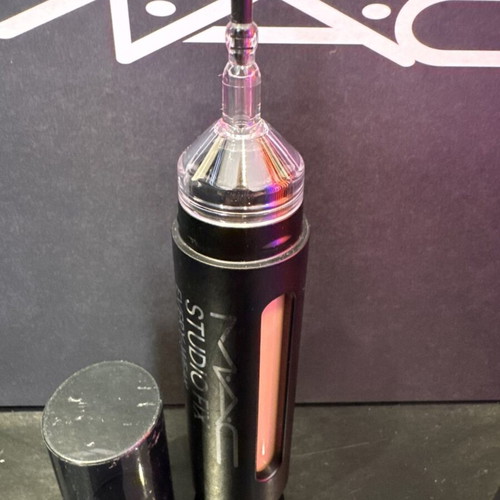 MAC Studio Fix Face Pen NC35 foundation and concealer 2in1 new