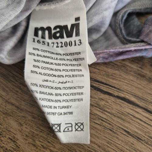 Set of two blouses with gift blouse like new, size M, Bershka and Mavi