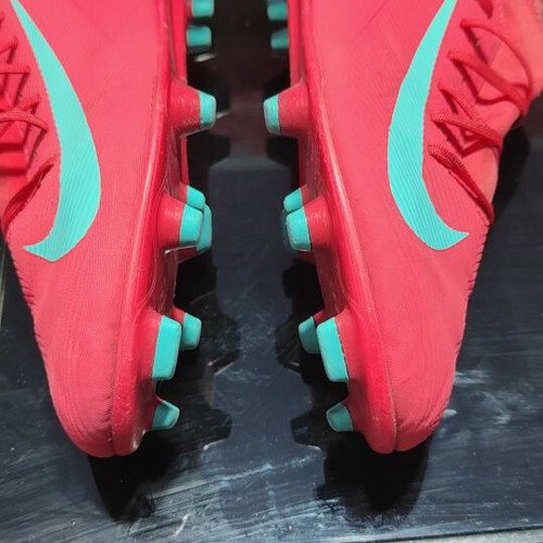 Nike Mercurial football boots, size 41, pink and turquoise
