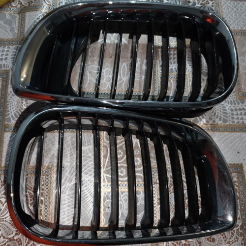BMW E46 Facelift Kidney Grilles new condition