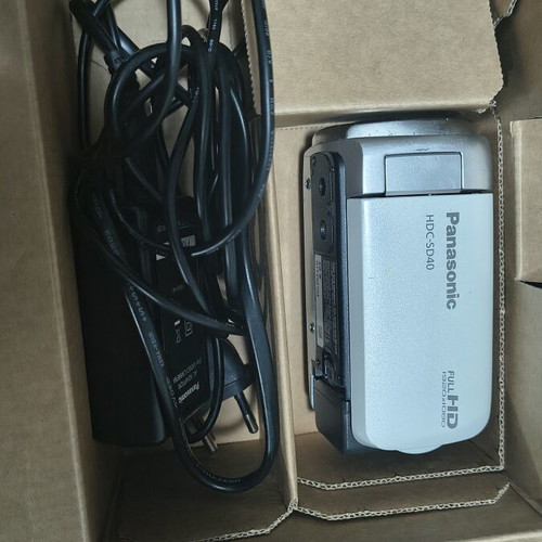 Panasonic HDC-SD40 videocamera like new, Full HD, 16.8x zoom