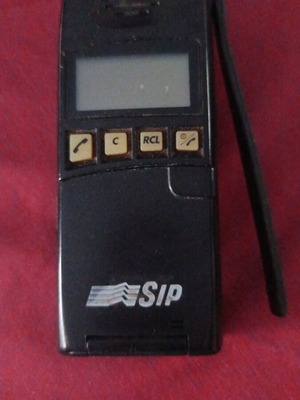 Ericsson GF197 vintage κινητό τηλέφωνο μεταχειρισμένο, έκδοση SIP 1993