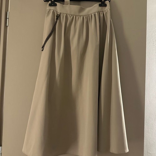 Gizia skirt new, beige, sizes L and XL with straps