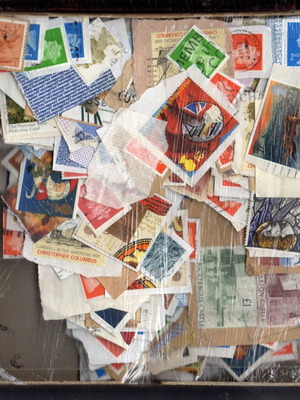 Stamps used from Great Britain, pack of 100 grams