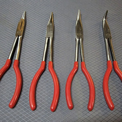 Set of 4 long-nose pliers new, chrome vanadium steel with anti-slip handles