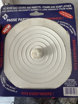 Siphon stopper new, rubber fitting for drain grate