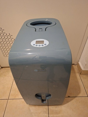 Dehumidifier like new