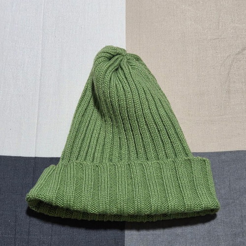Benetton kids and teens hat like new, green