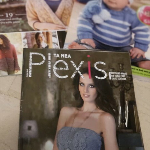 Marie Claire magazines like new with patterns and knitting