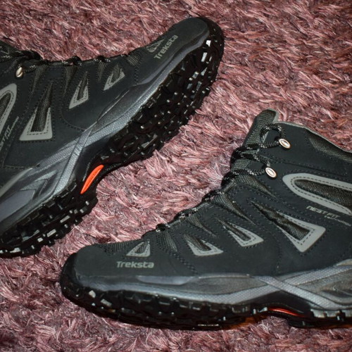 Treksta Nevado Mid GTX boots black, like new, size 40