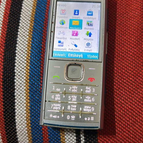 Nokia x2-02 μεταχειρισμένο, στο κουτί χωρίς φορτιστή