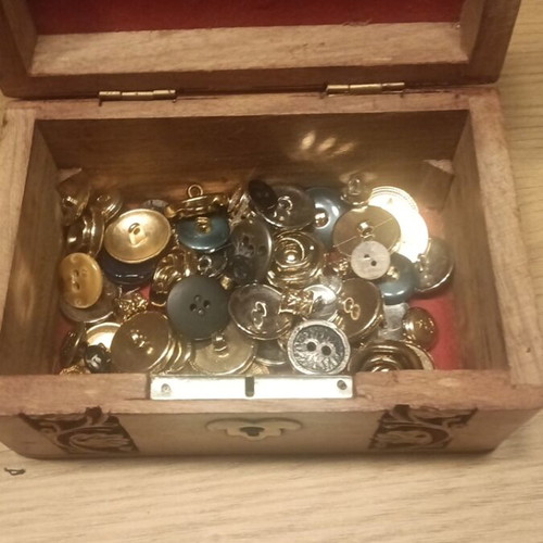 Vintage jewelry box and buttons wooden chest new brown