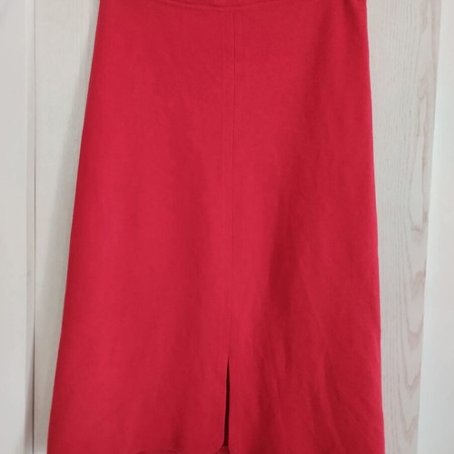 Vintage knitted skirt Made in Italy like new, red, size 52 (M/XL)