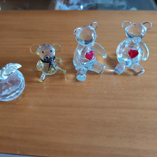 Vintage glass decorative figurines set like new
