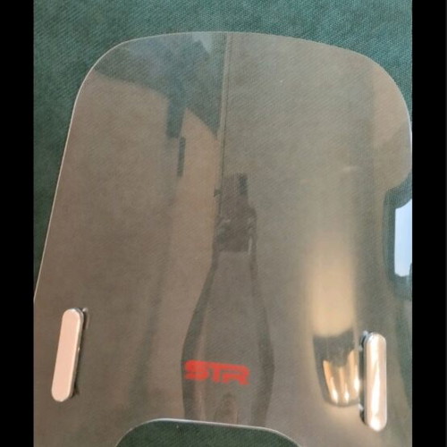 Motorcycle windshield, 0.50 x 0.51 m