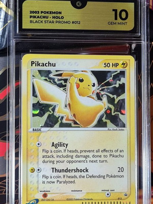 Κάρτα Pikachu Holo Black Star Promo 2003 σαν καινούργιο