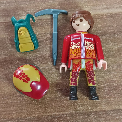 Playmobil explorer like new with backpack, pickaxe and helmet