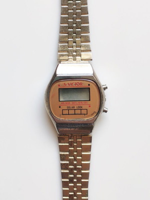 Vintage ρολόι χρυσαφί μεταχειρισμένο, δεκαετίας 80, για συλλέκτες