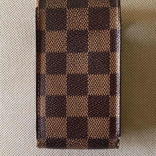 Louis Vuitton etui used, cigarette pack case