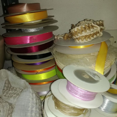 Various sewing supplies for curtains and other use, new, pack of 200 pieces