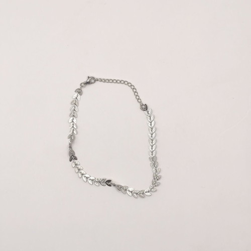 Women's silver stainless steel bracelet with laurel leaves